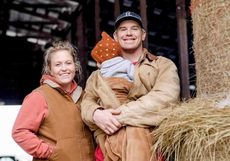 People told me grief comes in waves, <strong>they lied.</strong><br><br><h6>– BRIANNA W.</H6>